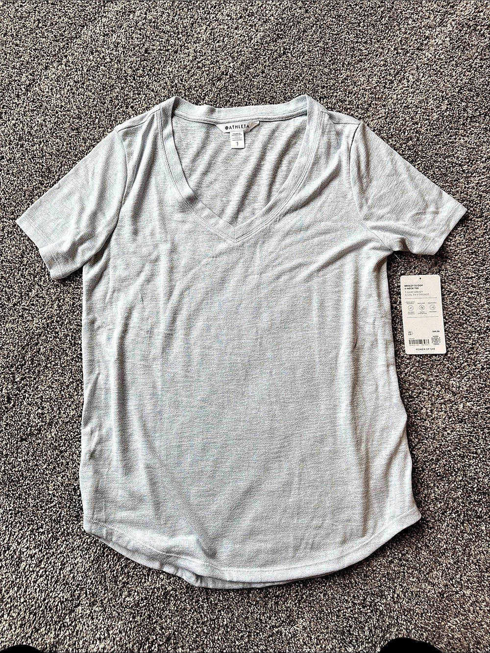 Athleta Breezy Scoop V-Neck Tee V-Neck Short Sleeve Gray Size Small NWT